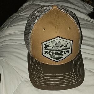 SCHEELS Mens Snap Back Cap. Nwots!!!
